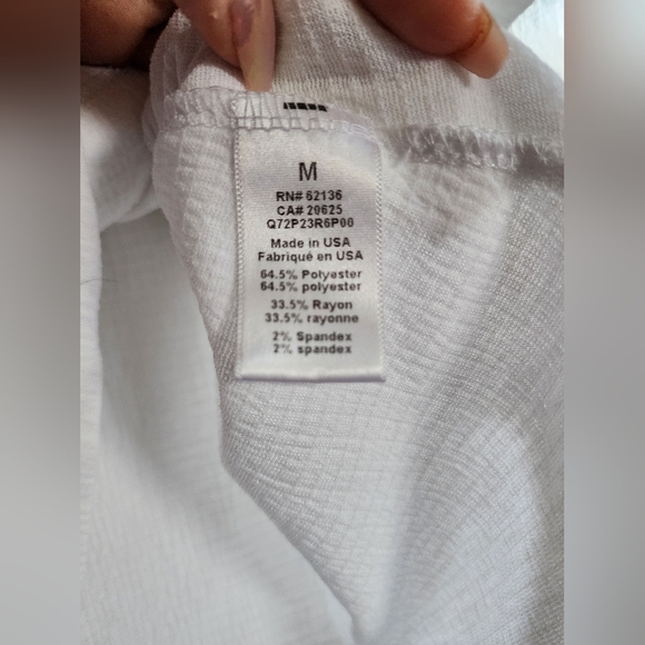 GUC Guess cold shoulder hi low blouse sz Med - Picture 3 of 6